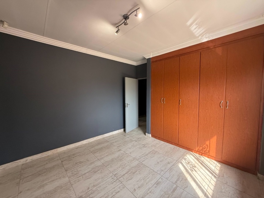 4 Bedroom Property for Sale in Melodie North West